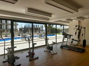 Evka3'te Bornova Koleji Yakını, LÜKS Daireler