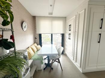 Evka3'te Bornova Koleji Yakını, LÜKS Daireler