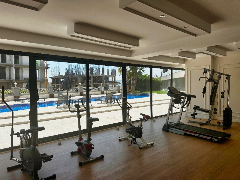 Evka3'te Bornova Koleji Yakını, LÜKS Daireler