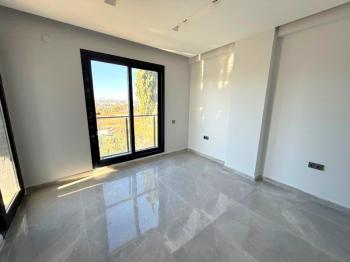 Didim'de Satılık 3+1 Deniz Manzaralı Villa