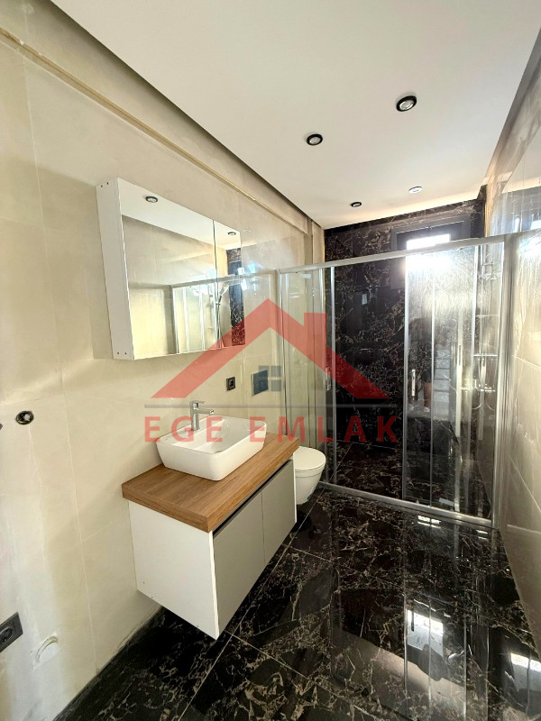 Didim'de Satılık 3+1 Deniz Manzaralı Villa