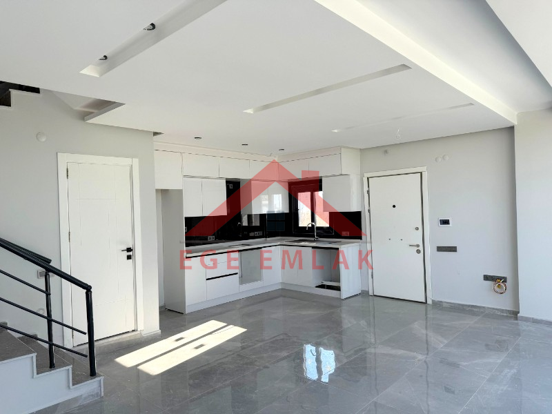 Didim'de Satılık 3+1 Deniz Manzaralı Villa