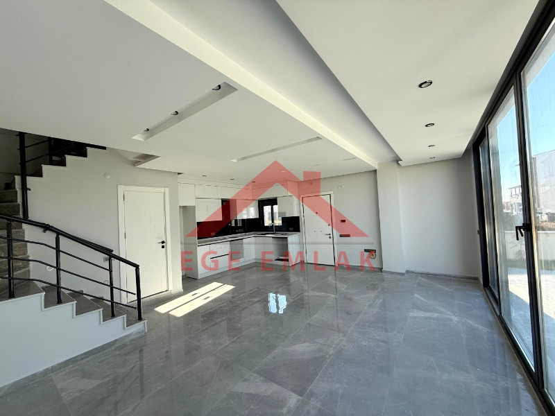 Didim'de Satılık 3+1 Deniz Manzaralı Villa