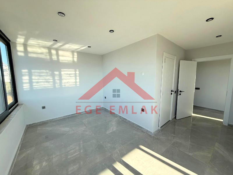 Didim'de Satılık 3+1 Deniz Manzaralı Villa