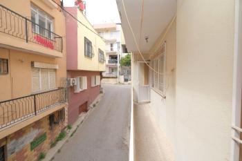 KARABAĞLAR YENİ METRO YAKINI DAİRE FİYATINA 3 KATLI BİNA