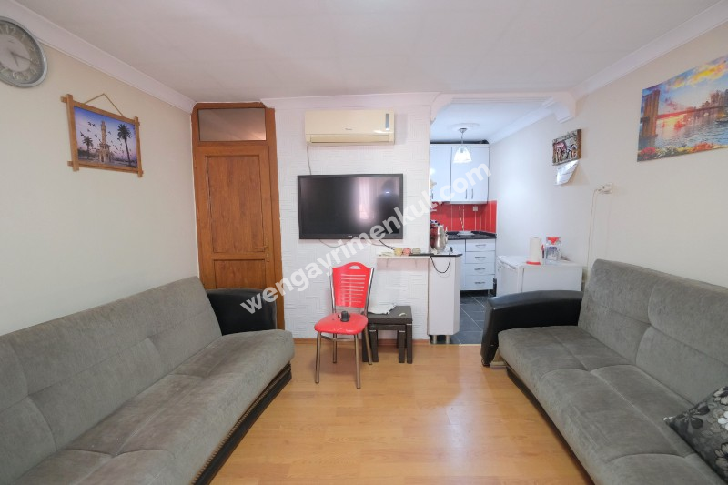 KARABAĞLAR YENİ METRO YAKINI DAİRE FİYATINA 3 KATLI BİNA