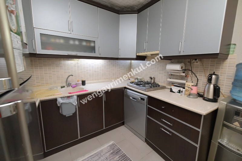 KARABAĞLAR YENİ METRO YAKINI DAİRE FİYATINA 3 KATLI BİNA