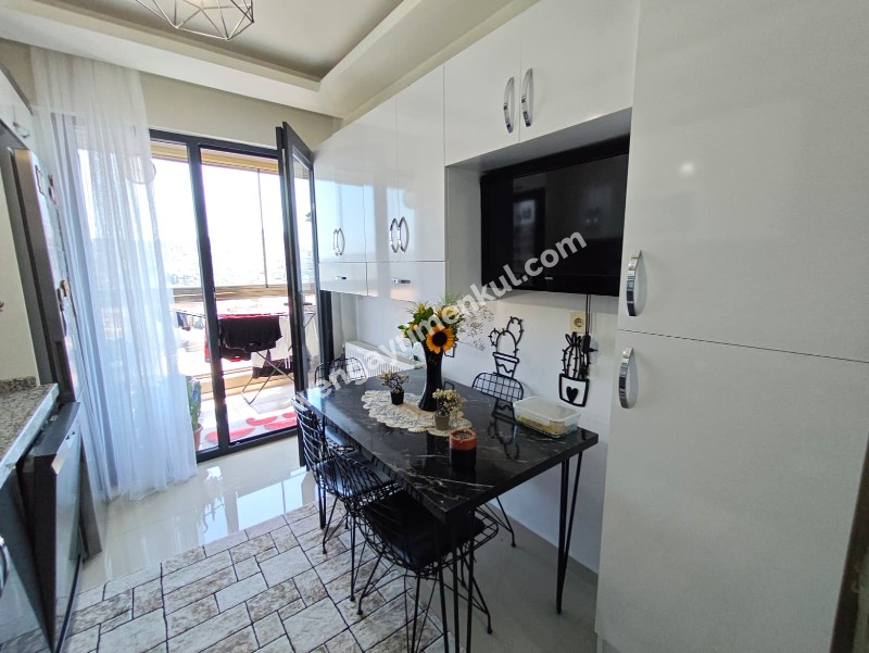 KARABAĞLAR GÜNALTAY MAHALLESİNDE LUX 2+1 ŞEHİR MANZARALI FERAH DAİRE