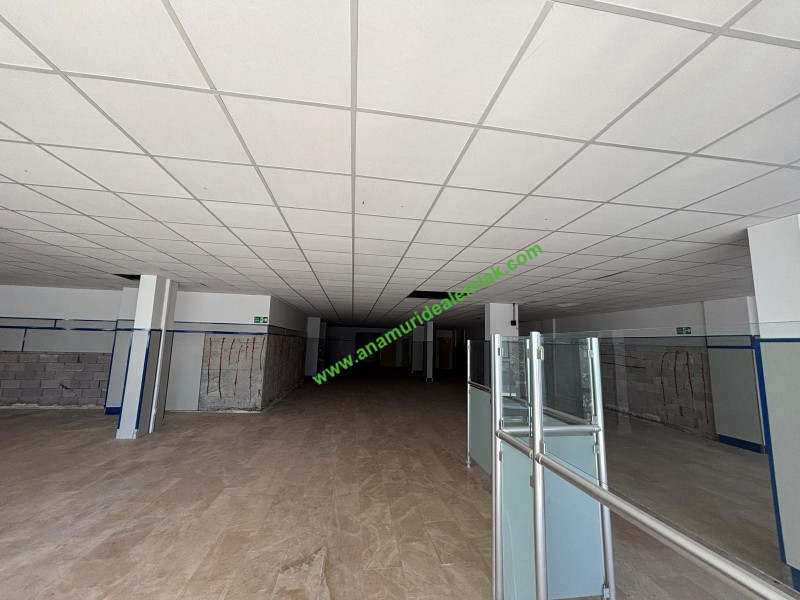 İSKELE'DE YATIRIMLIK 230 M2 SATILIK İŞYERİ