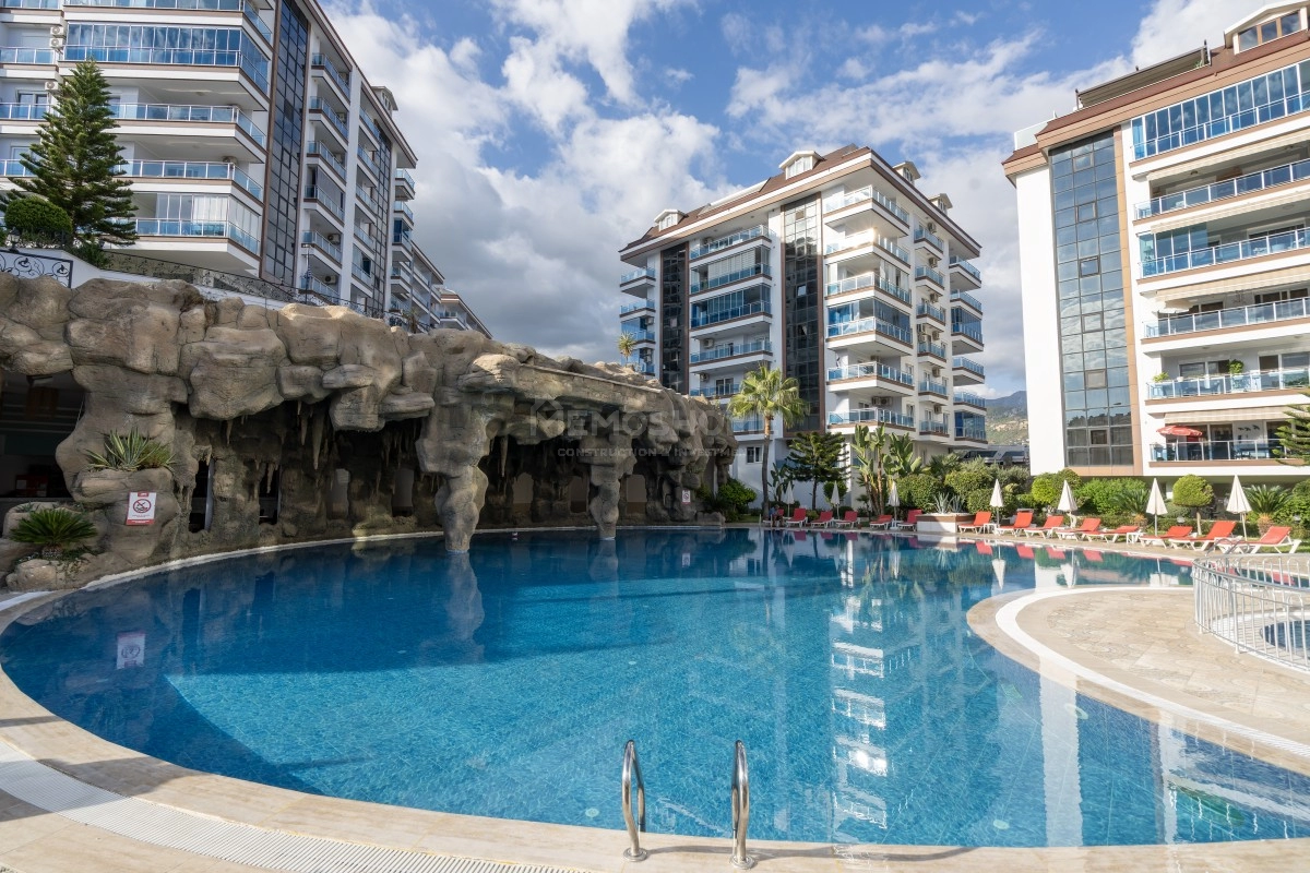 Deniz Manzaralı Lüks Cikcilli Villa