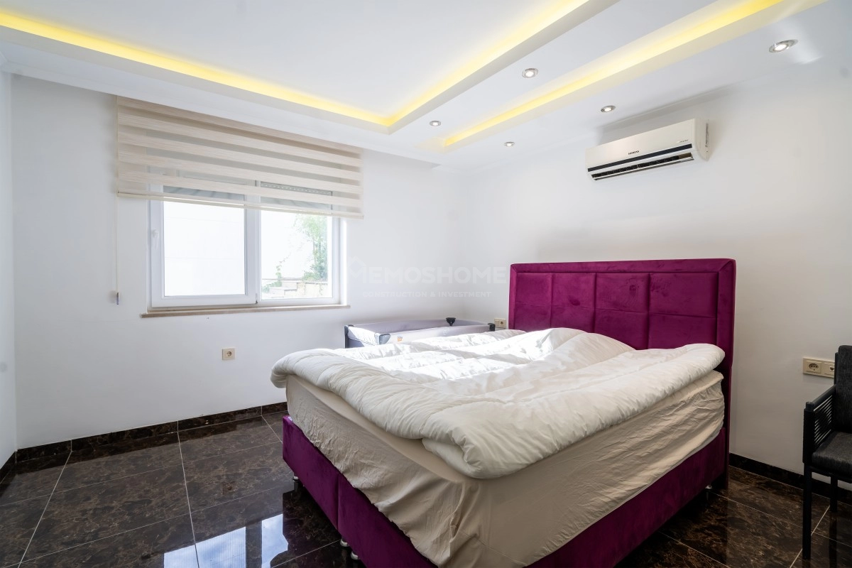 Deniz Manzaralı Lüks Cikcilli Villa