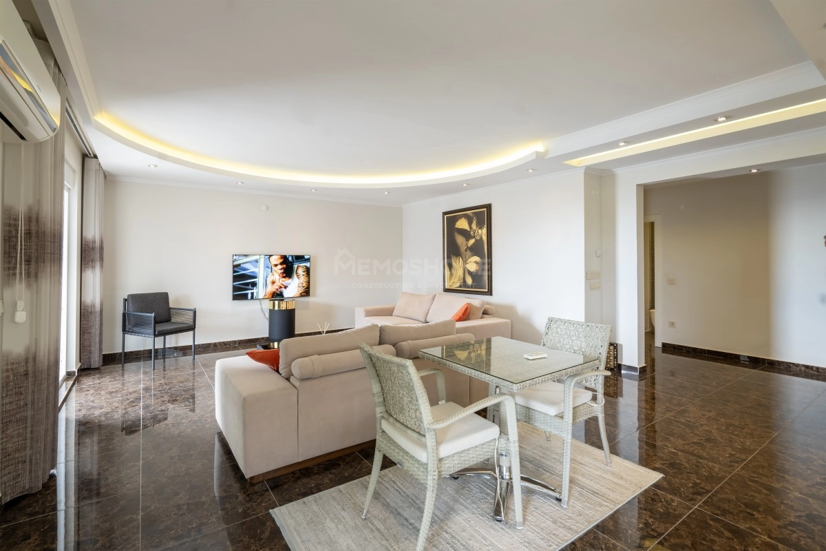 Deniz Manzaralı Lüks Cikcilli Villa