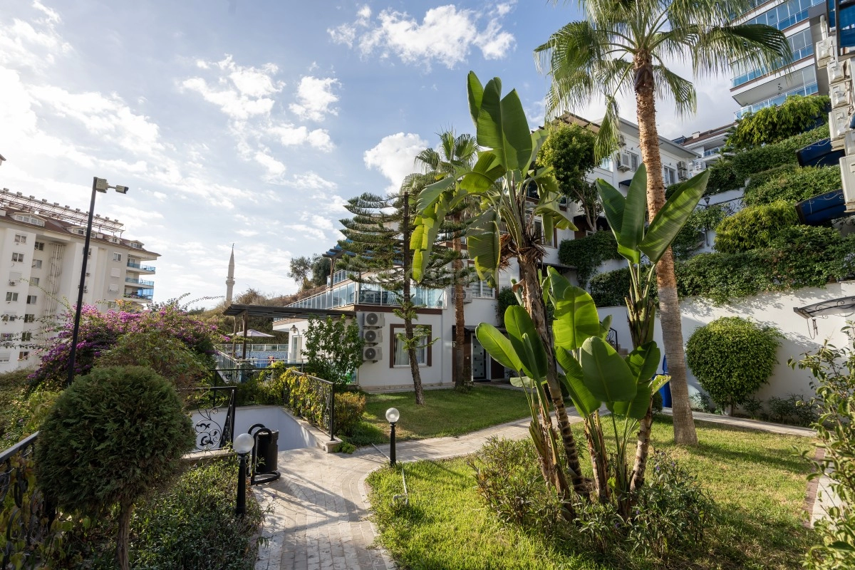 Deniz Manzaralı Lüks Cikcilli Villa