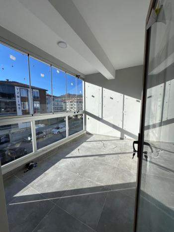 AFYON ÜÇOK EMLAKTAN KANLICA MAH SATILIK SIFIR 3+1 LÜX DAİRELER