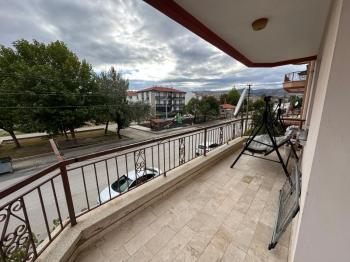 AFYON ÜÇOK EMLAKTAN MAREŞAL F ÇAKMAK MAH SATILIK 3+1 125M² ARAKAT DAİRE