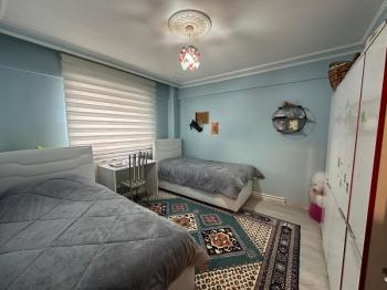 AFYON ÜÇOK EMLAKTAN MAREŞAL F ÇAKMAK MAH SATILIK 3+1 125M² ARAKAT DAİRE