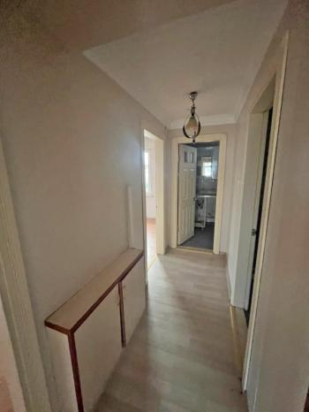 AFYON ÜÇOK EMLAKTAN ESENTEPE MAH SATILIK 3+1 3 KAT DAİRE