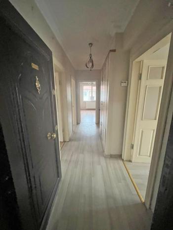 AFYON ÜÇOK EMLAKTAN ESENTEPE MAH SATILIK 3+1 3 KAT DAİRE