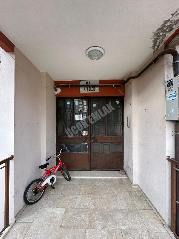 AFYON ÜÇOK EMLAKTAN MAREŞAL F ÇAKMAK MAH SATILIK 3+1 125M² ARAKAT DAİRE