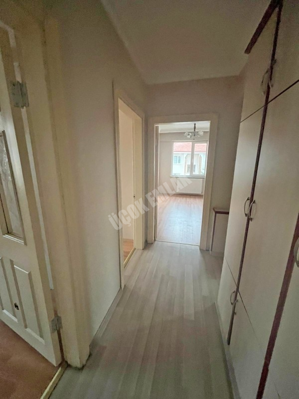 AFYON ÜÇOK EMLAKTAN ESENTEPE MAH SATILIK 3+1 3 KAT DAİRE