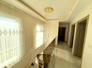 Didim Yeşiltepede Satılık Eşyalı 4+1 Villa