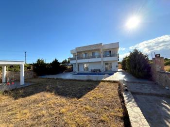 Didim Yeşiltepede Satılık Eşyalı 4+1 Villa