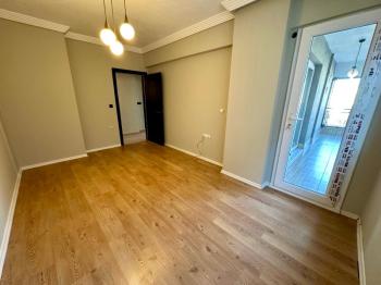 Didim Efeler Mahallesinde Satılık 2+1 Daire – Atatürk Bulvarına Yalnızca 200 Metre!