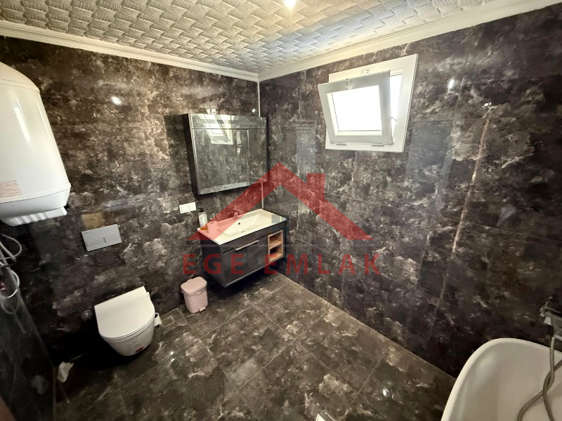 Didim Yeşiltepede Satılık Eşyalı 4+1 Villa