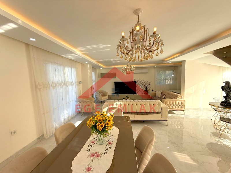 Didim Yeşiltepede Satılık Eşyalı 4+1 Villa