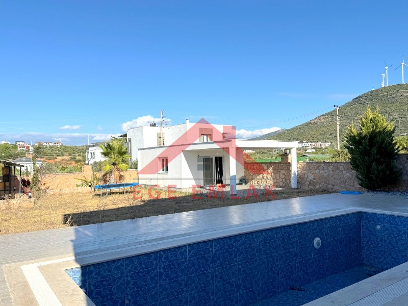 Didim Yeşiltepede Satılık Eşyalı 4+1 Villa