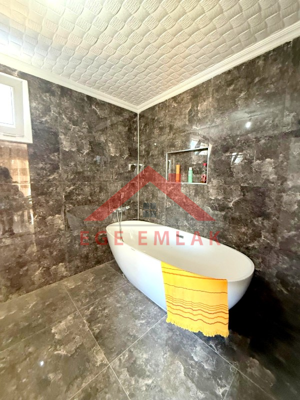 Didim Yeşiltepede Satılık Eşyalı 4+1 Villa