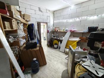 KARABAĞLAR ANA CADDE YAKINI KÖŞE KONUM MUHTEŞEM TİCARİ BİNA