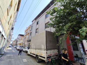 KARABAĞLAR ANA CADDE YAKINI KÖŞE KONUM MUHTEŞEM TİCARİ BİNA