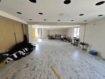 KARABAĞLAR ANA CADDE YAKINI KÖŞE KONUM MUHTEŞEM TİCARİ BİNA