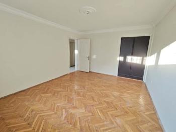 HATAY MERKEZİ LOKASYONDA GENİŞ SALON 3+1 SATILIK DAİRE