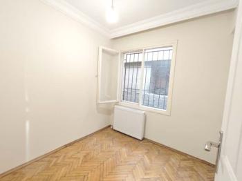 HATAY MERKEZİ LOKASYONDA GENİŞ SALON 3+1 SATILIK DAİRE