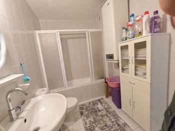 KARŞIYAKA’NIN MERKEZİ BAHÇELİEVLER’DE GENİŞ 3+1 DAİRE 