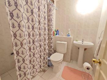 KARŞIYAKA’NIN MERKEZİ BAHÇELİEVLER’DE GENİŞ 3+1 DAİRE 