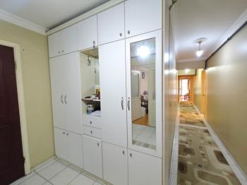 KARŞIYAKA’NIN MERKEZİ BAHÇELİEVLER’DE GENİŞ 3+1 DAİRE 