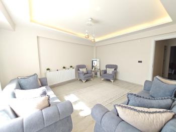 İSMET İNÖNÜ MAHALLESİNDE LUX EŞYALI 2+1 YENİ DAİRE