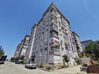 ÇİĞLİ ATATÜRK MAHALLESİNDE TEMİZ 3+1 ARAKAT DAİRE