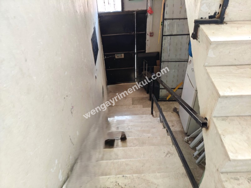 KARABAĞLAR ANA CADDE YAKINI KÖŞE KONUM MUHTEŞEM TİCARİ BİNA