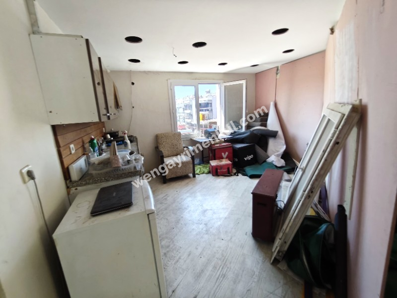 KARABAĞLAR ANA CADDE YAKINI KÖŞE KONUM MUHTEŞEM TİCARİ BİNA