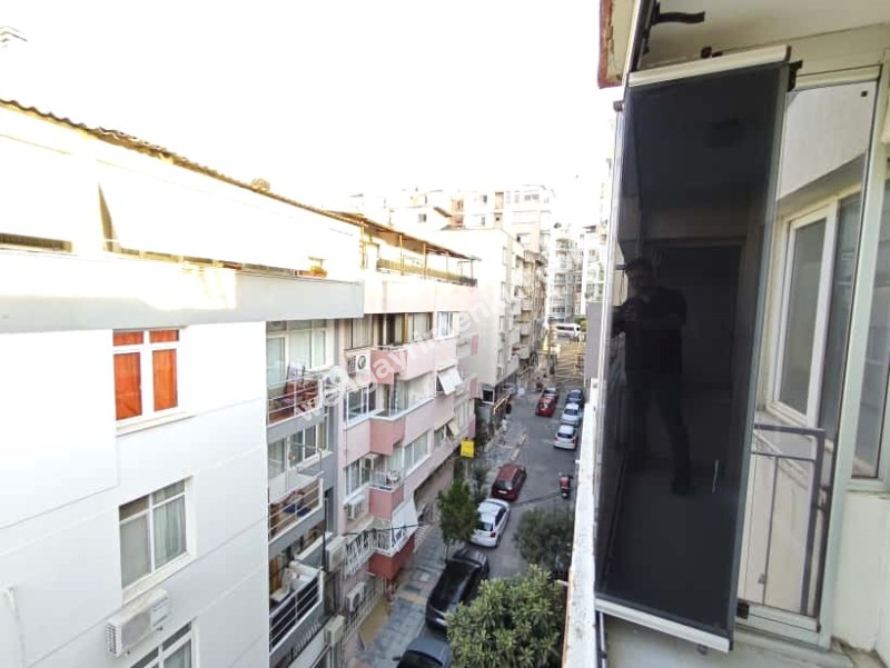 HATAY MERKEZİ LOKASYONDA GENİŞ SALON 3+1 SATILIK DAİRE