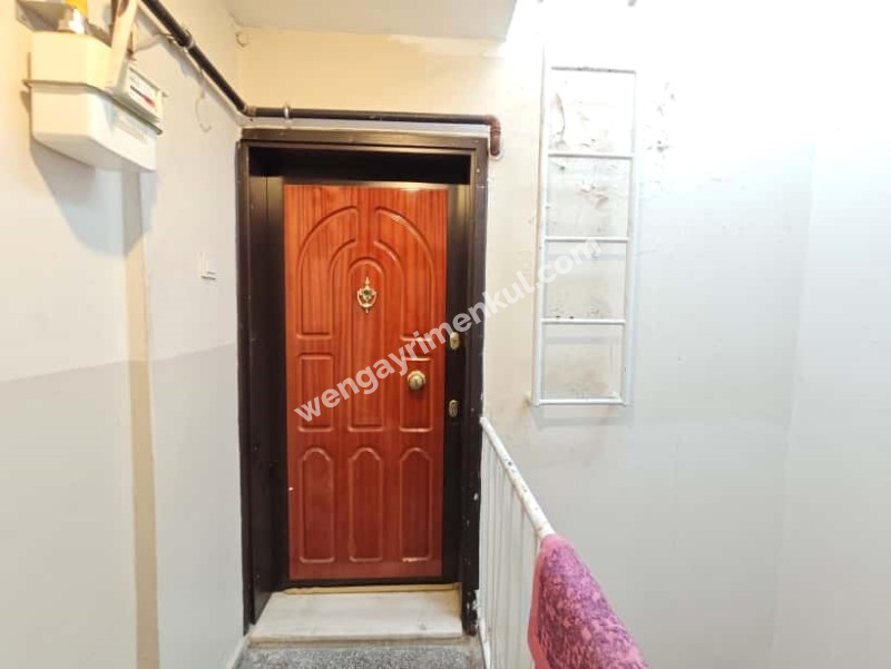 HATAY MERKEZİ LOKASYONDA GENİŞ SALON 3+1 SATILIK DAİRE