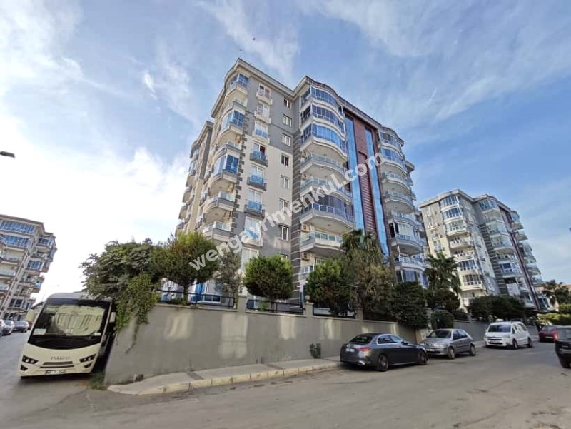 UĞURMUMCU SİTE İÇİNDE EOLA PARK ‘TA 4+1 FERAH LUX DAİRE