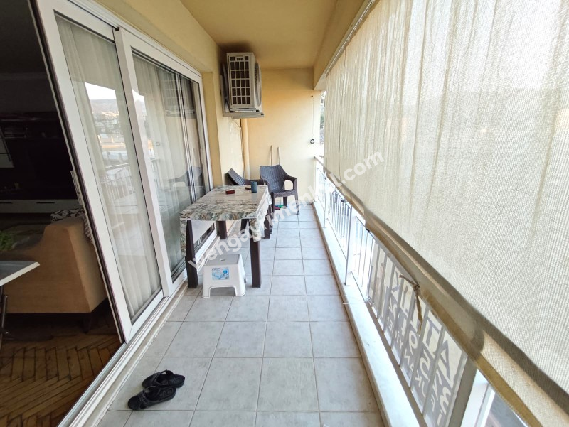 KARŞIYAKA’NIN MERKEZİ BAHÇELİEVLER’DE GENİŞ 3+1 DAİRE 