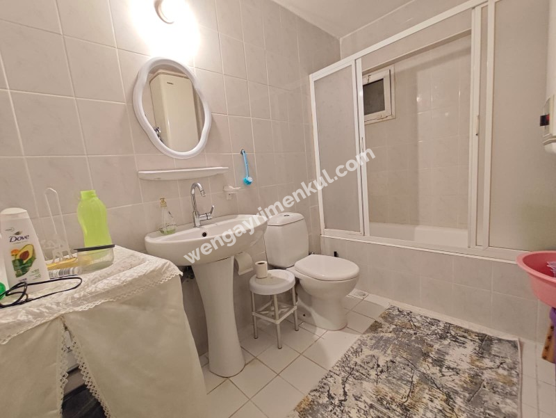 KARŞIYAKA’NIN MERKEZİ BAHÇELİEVLER’DE GENİŞ 3+1 DAİRE 