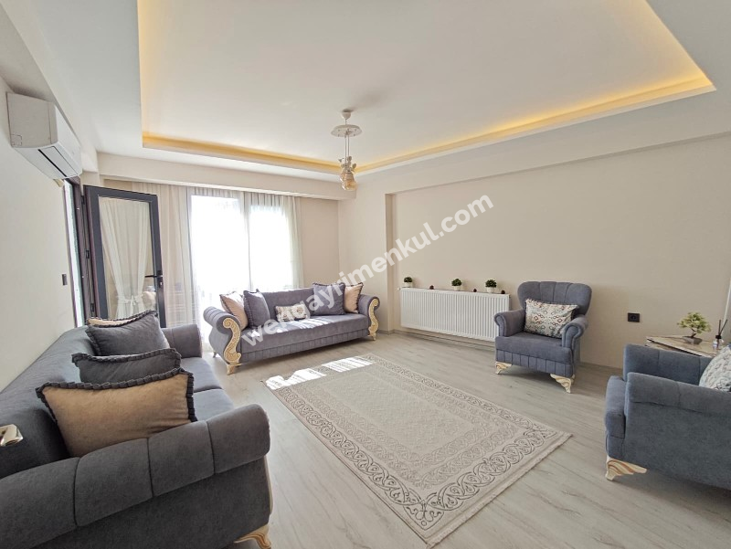 İSMET İNÖNÜ MAHALLESİNDE LUX EŞYALI 2+1 YENİ DAİRE