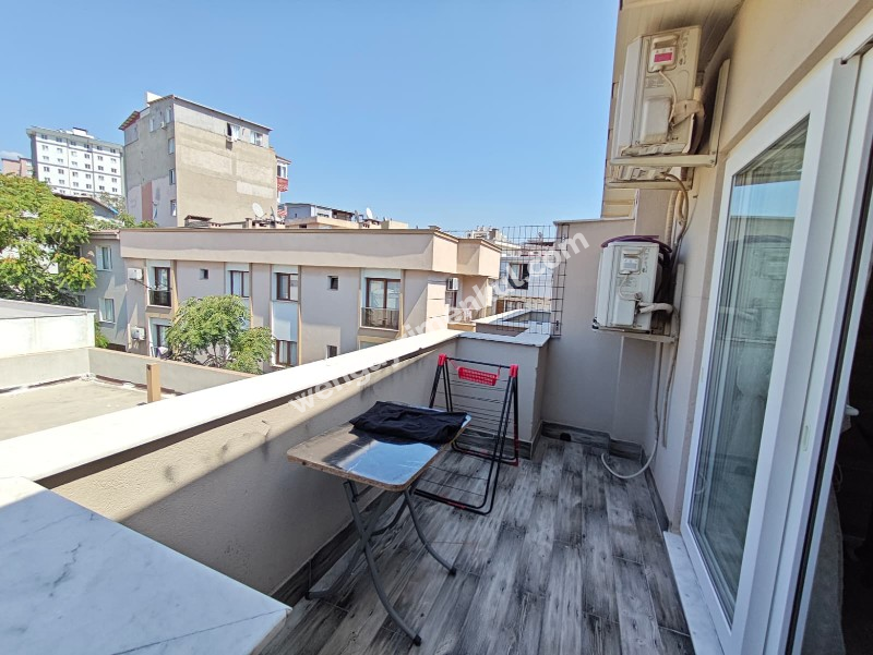 BUCA KADIN DOĞUM HASTANESİ YAKININDA EŞYALI KİRALIK 1+1 DAİRE